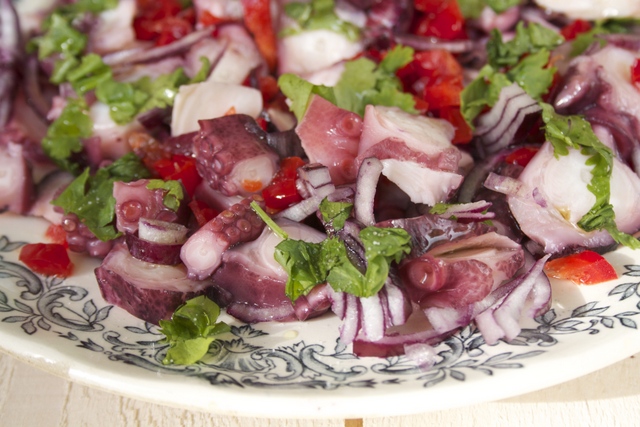 Salade de poulpe à la portugaise – Les filles, à table