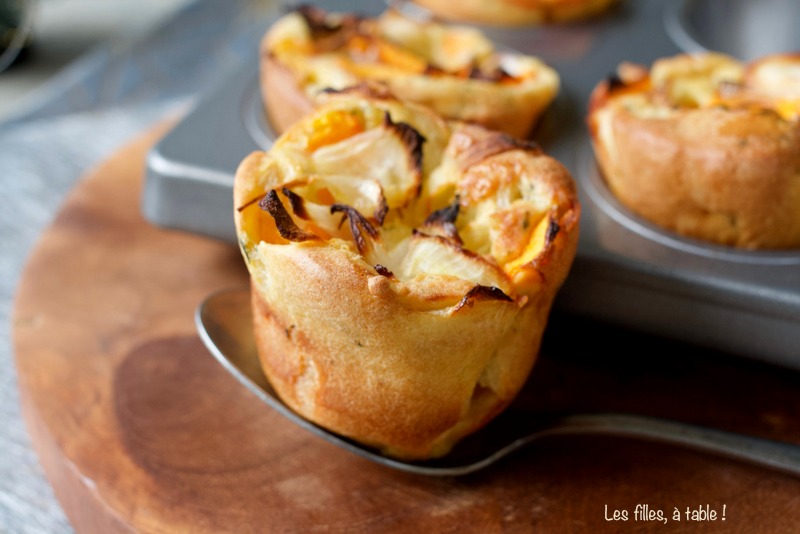 yorkshire pudding, carottes, patates douces, les filles à table