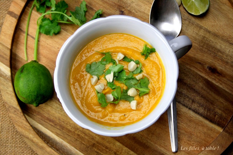 soupe carottes patates douces coco les filles à table