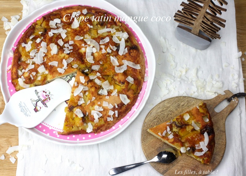 crêpe, mangue, noix de coco, les filles à table