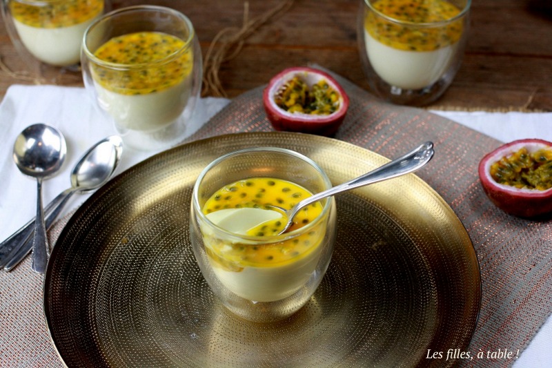 panna cotta, fruits de la passion, crème coco, les filles à table