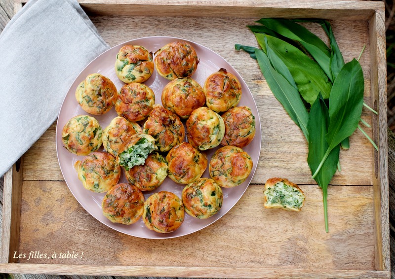 muffins, ail des ours, les filles à table