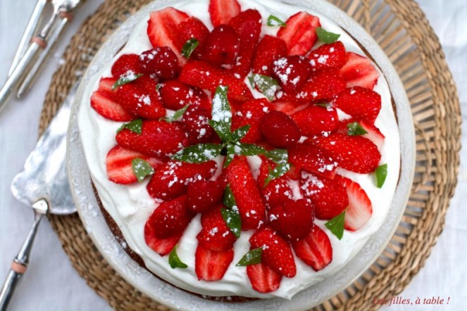 tarte, tarte aux fraises, fraises, sablé breton, les filles à table