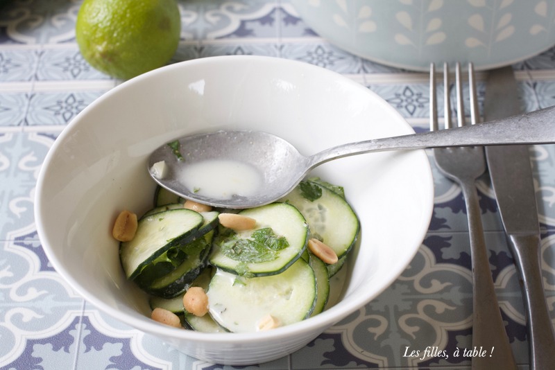 concombre, salade thaï, coco, les filles à table