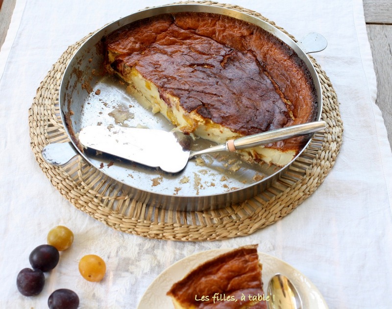 flan, prunes, mirabelles, amandes, les filles à table
