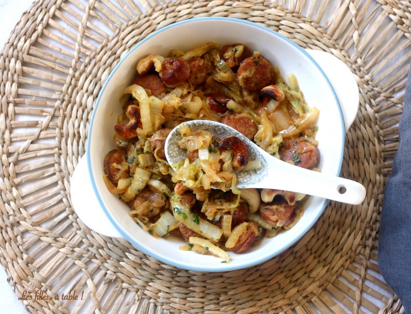 Wok de chou chinois aux saucisses chinoises