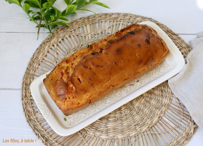 Cake brebis, piquillos et chorizo