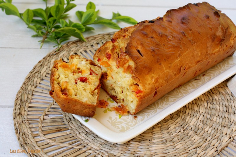 Cake brebis, piquillos et chorizo