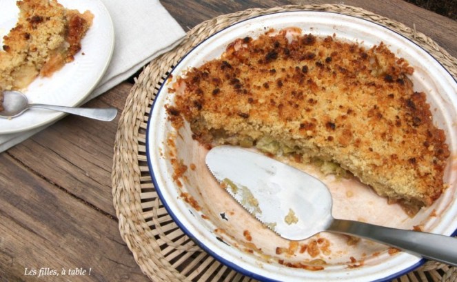 Crumble pommes rhubarbe