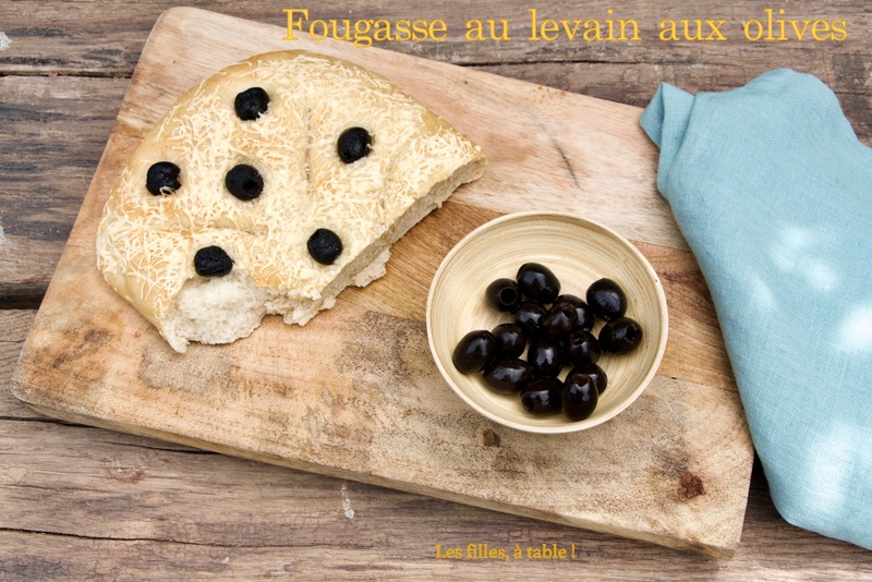 Fougasse au levain aux olives noires
