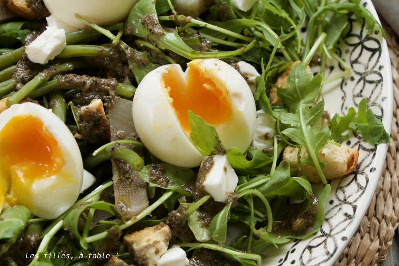 Salade haricots verts, artichauts, vinaigrette à la tapenade