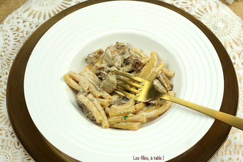 Macaronade au foie gras de canard et aux morilles