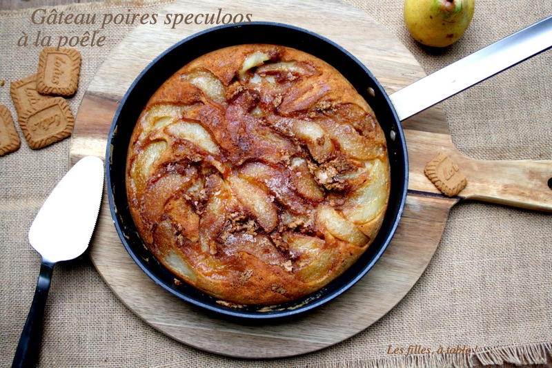 Gâteau poires et spéculoos à la poêle