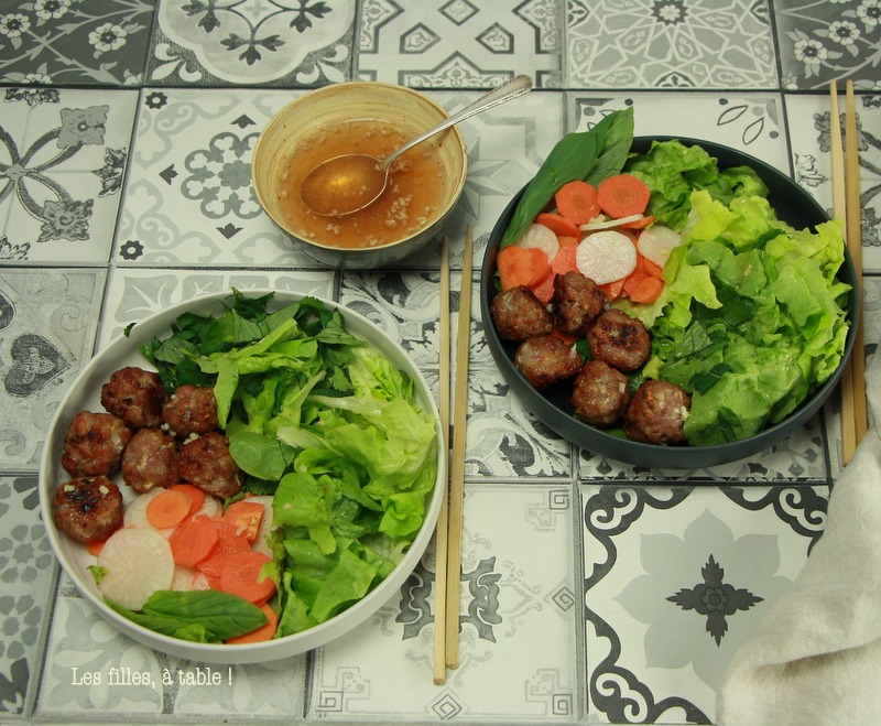 Nem nuong - boulettes de porc à la vietnamienne