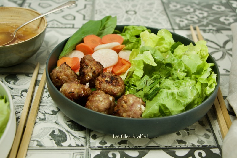 Nem nuong - boulettes de porc à la vietnamienne