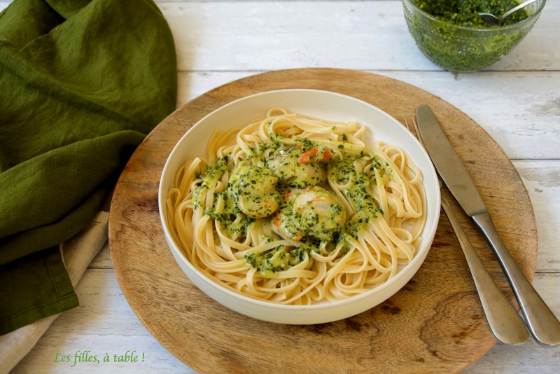 Pâtes aux saint-Jacques et pesto d'ail des ours