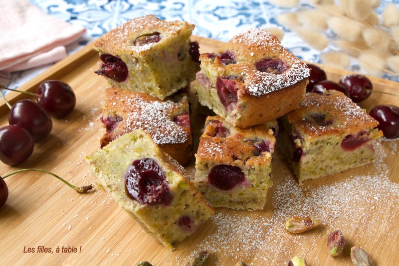 Moelleux aux cerises et pistache