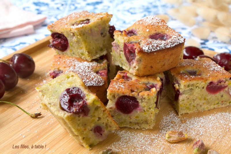 Moelleux aux cerises et pistache