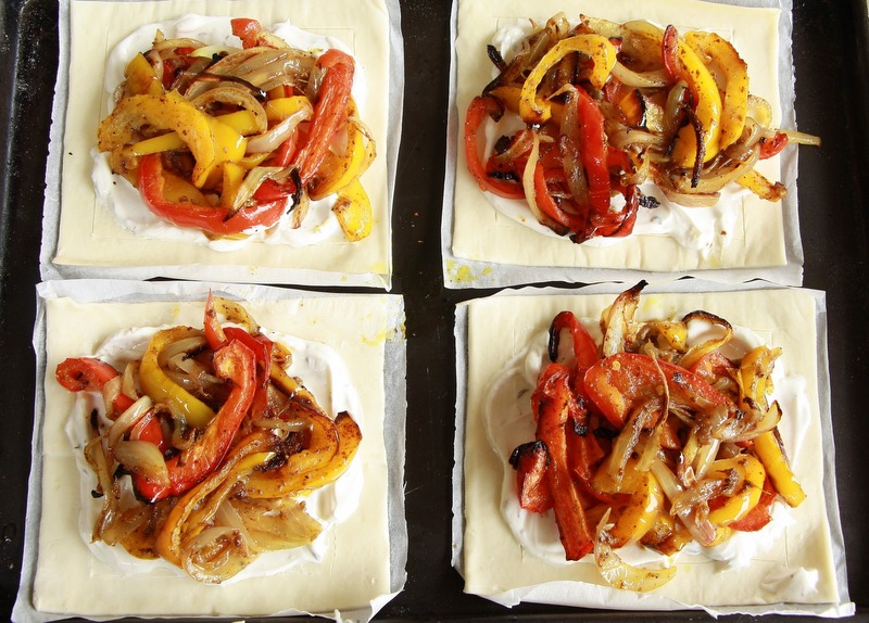 Tartes fines aux poivrons et chèvre