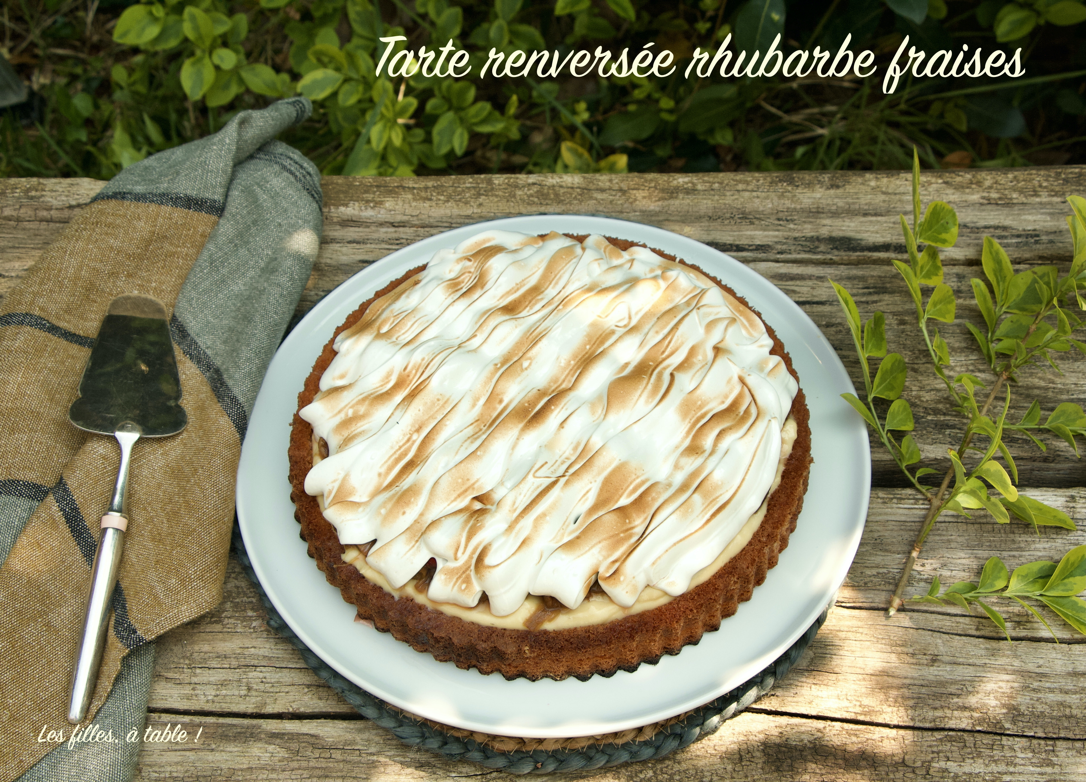 Tarte renversée rhubarbe et fraises