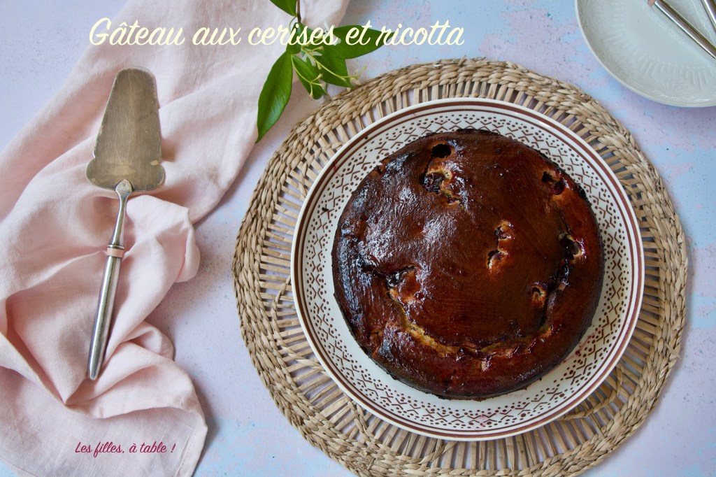 Gâteau aux cerises et ricotta