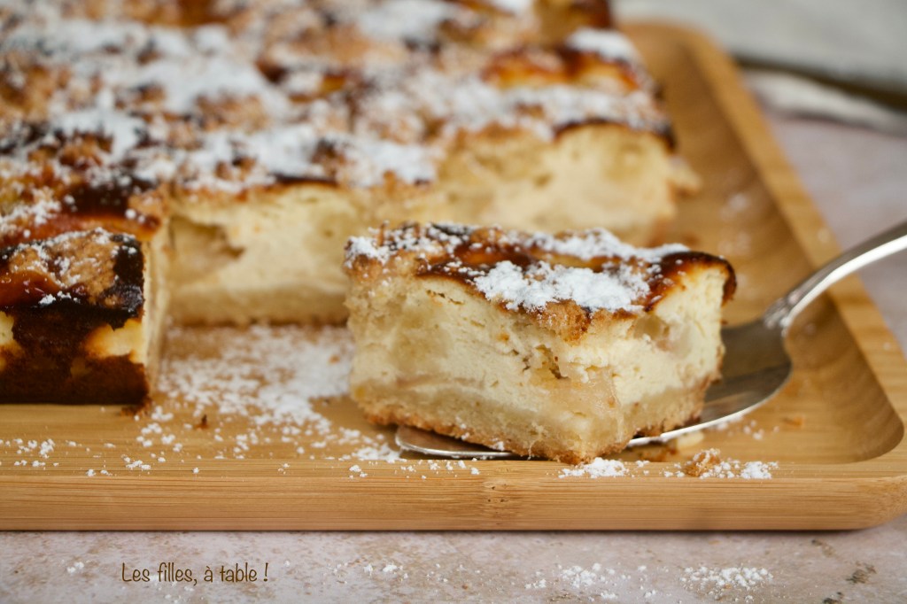 Gâteau fromager aux pêches et nectarines