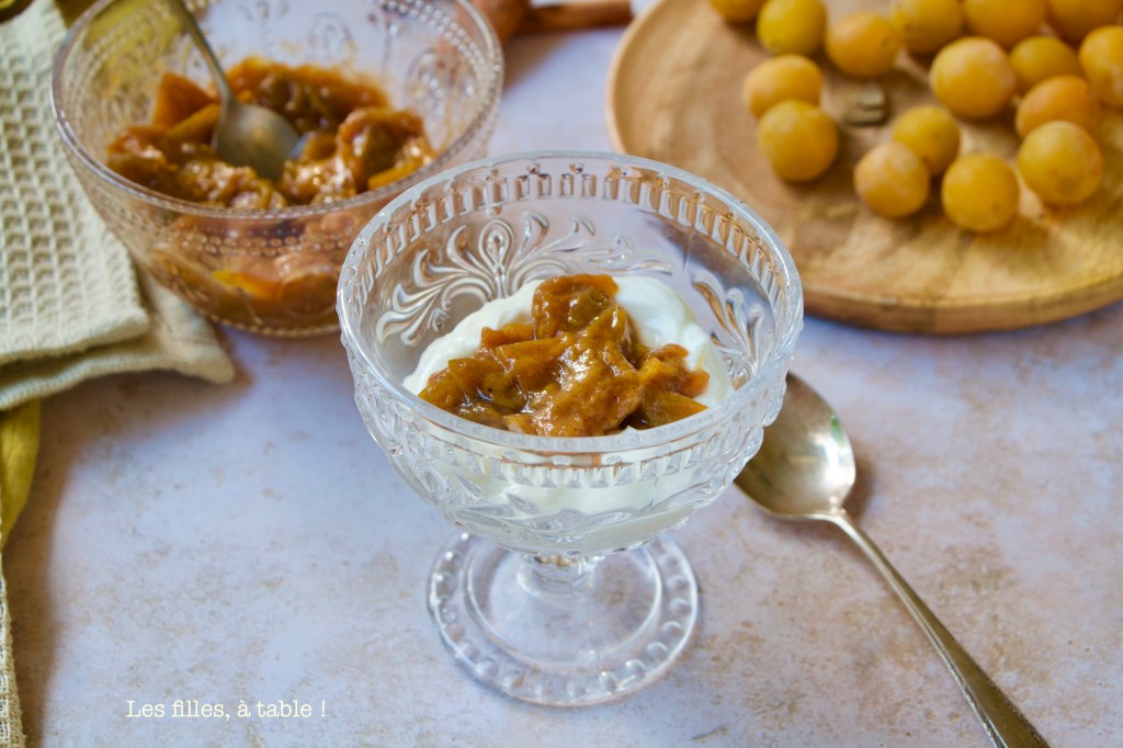 Compote de mirabelles à la cannelle