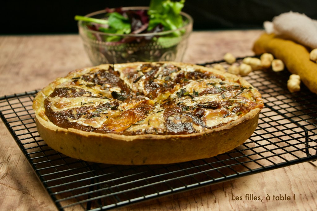 Tarte au brie et noisettes