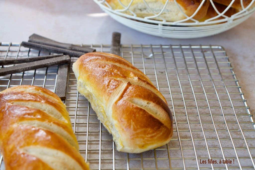 Pains au lait et chocolat au levain
