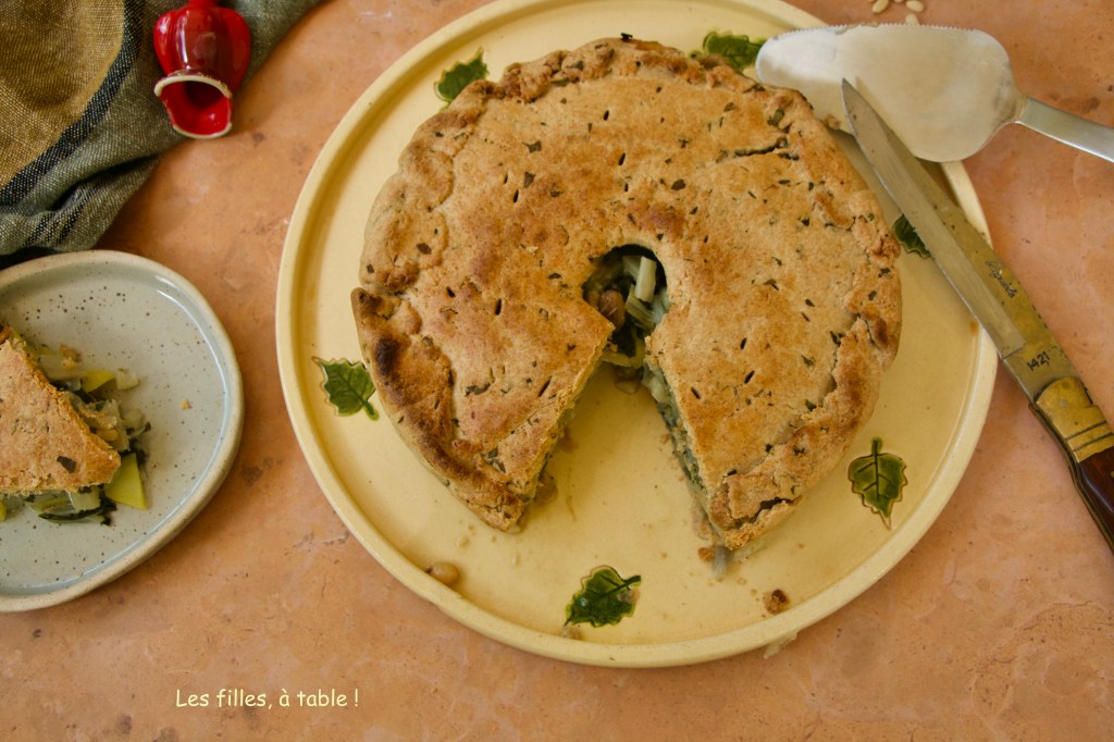Tourte aux blettes, pommes de terre et raisins secs