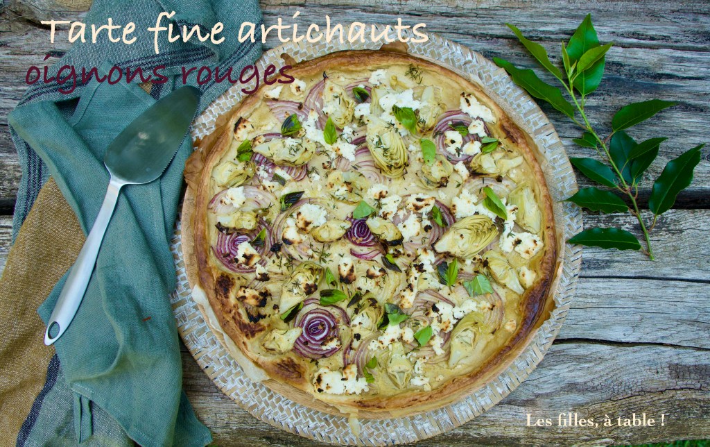 Tarte fine aux artichauts et oignons rouges