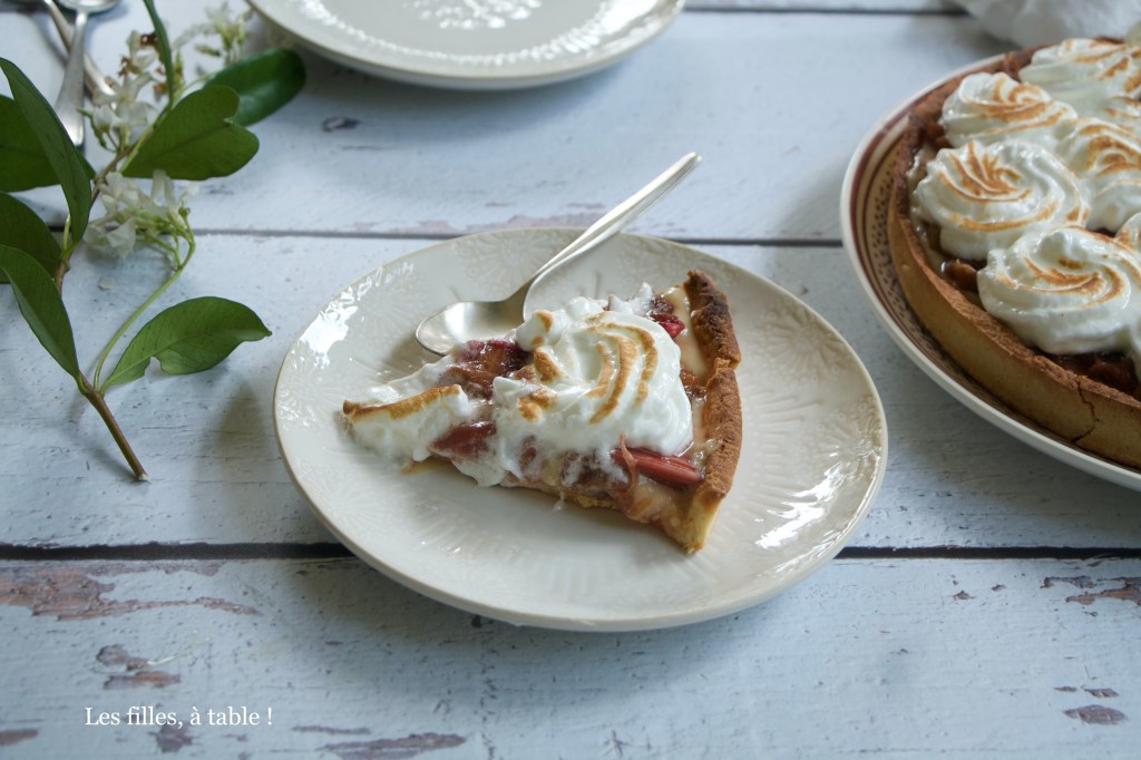 Tarte meringuée à la rhubarbe