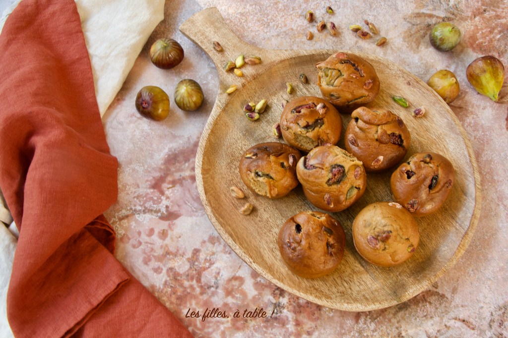 Petits gâteaux moelleux aux figues et pistaches