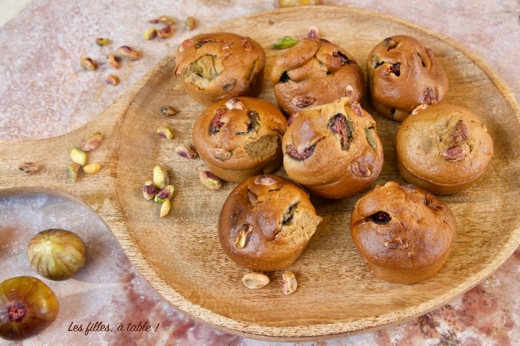Petits gâteaux moelleux aux figues et pistaches