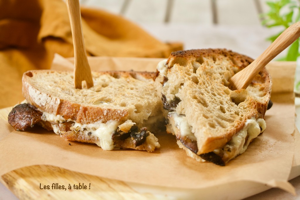 Grilled cheese champignons, mozzarella et gruyère