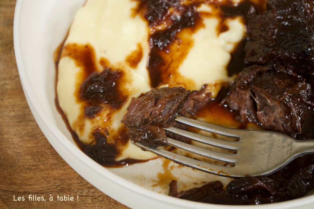 Joue de boeuf caramélisée, mousseline de panais
