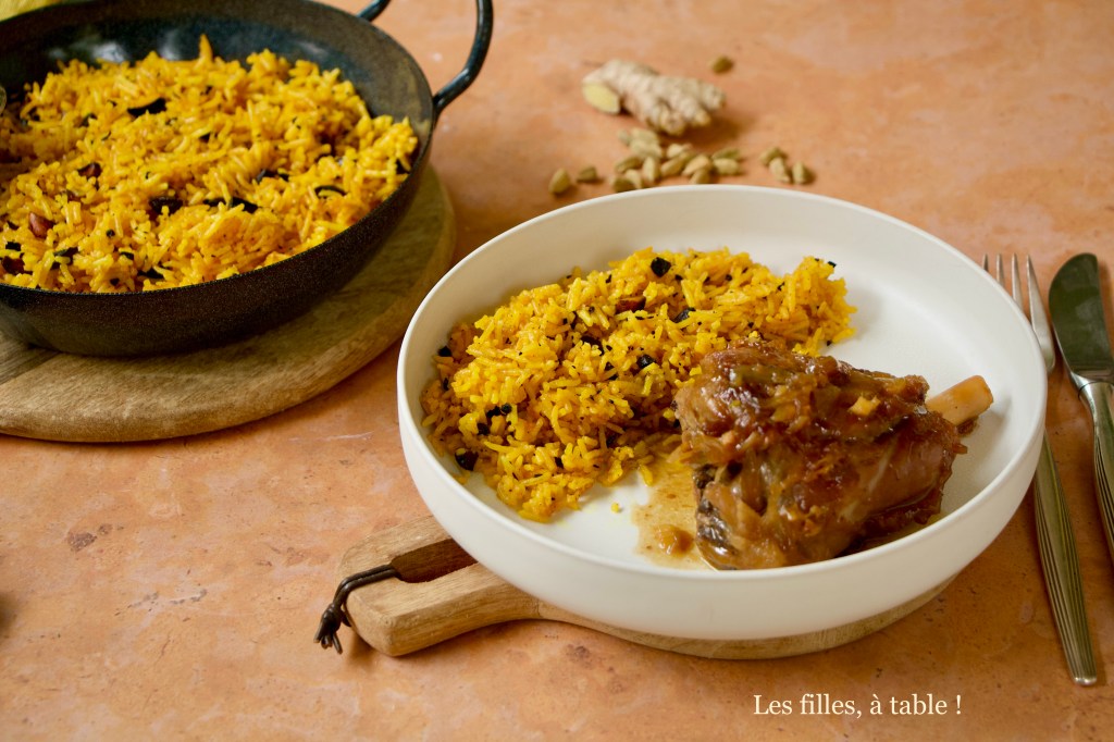 Souris d'agneau confite au gingembre, riz frit aux épices