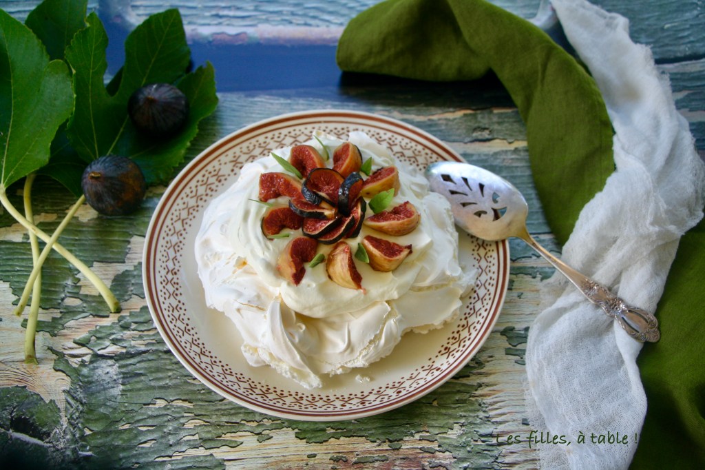 Pavlova aux figues, chantilly verveine citronnelle