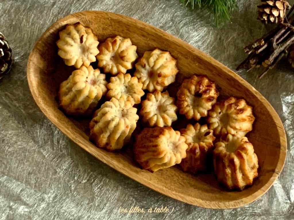 Cannelés à la truite fumée